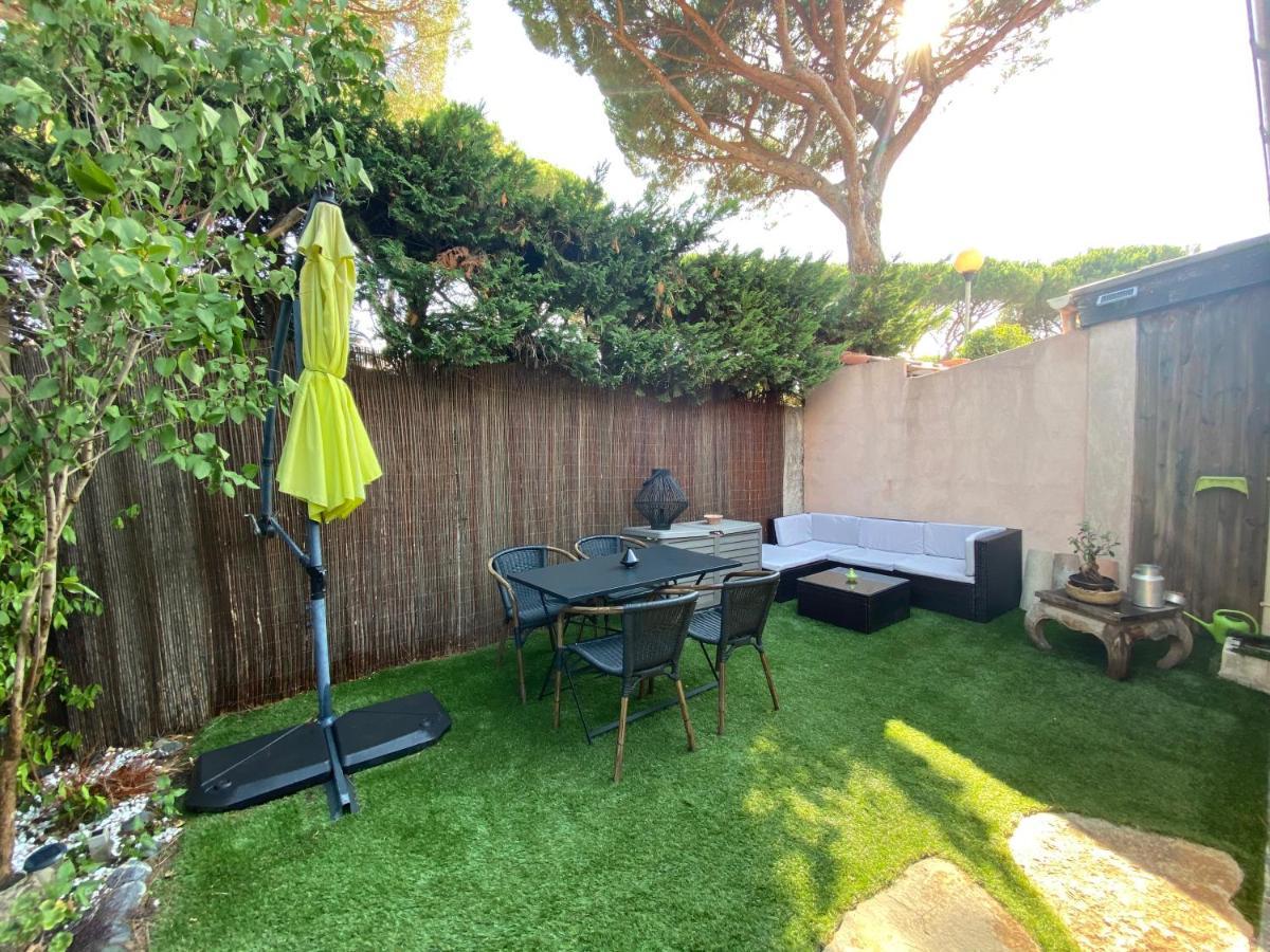 Agreable Studio Proche Sttropez Piscine Et Tennis Gassin Eksteriør bilde