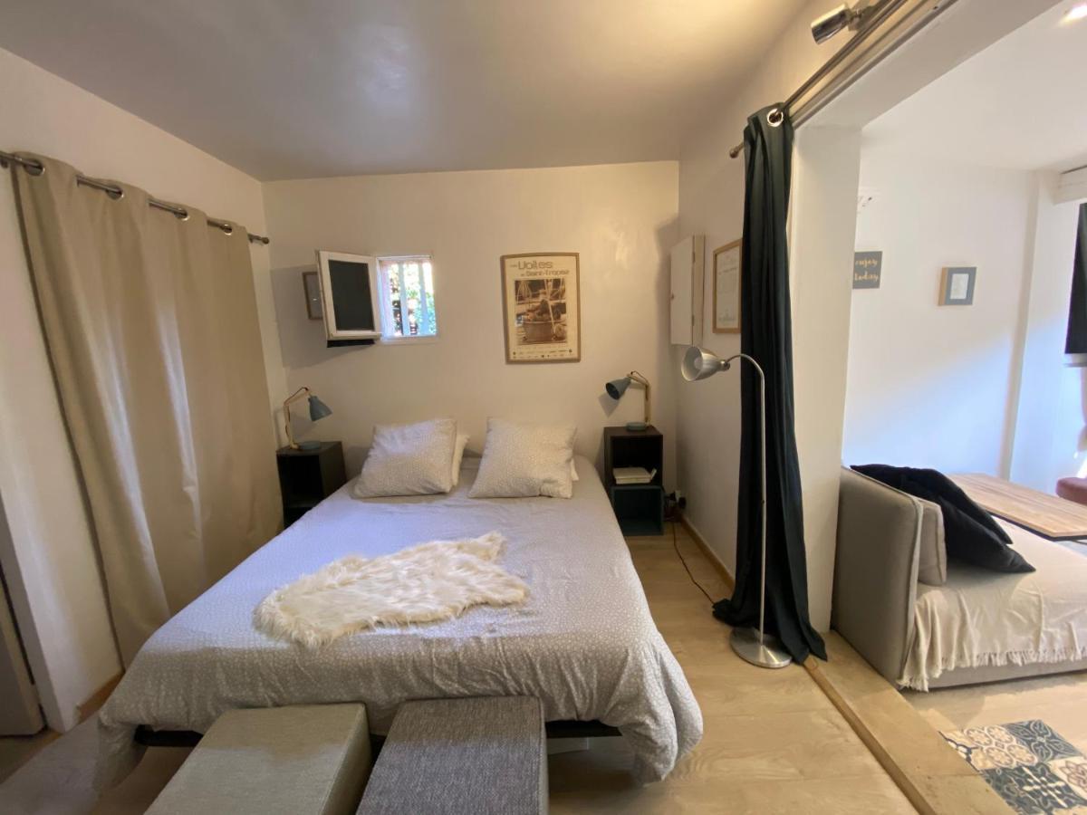 Agreable Studio Proche Sttropez Piscine Et Tennis Gassin Eksteriør bilde